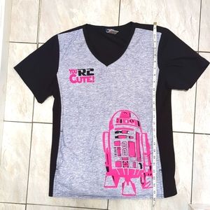 Star Wars Medium Scrub top. R2D2 You R2Cute top. Kangaroo pouch in front.